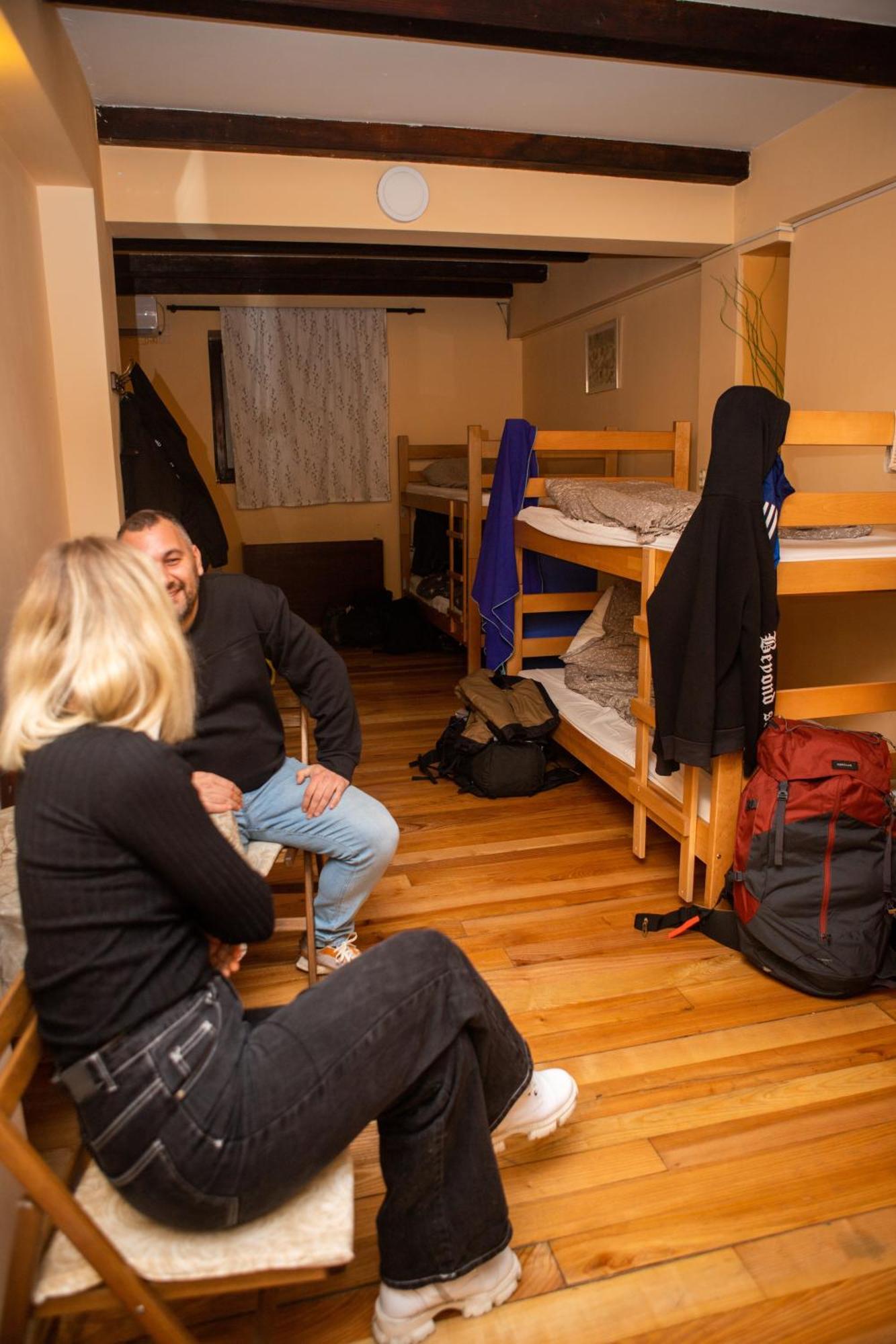 Hostel Iris 贝尔格莱德 外观 照片